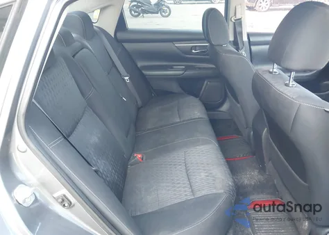 2018 Nissan Altima 2.5 Sv z USA, uszkodzony, nr VIN 1N4AL3AP1JC213618